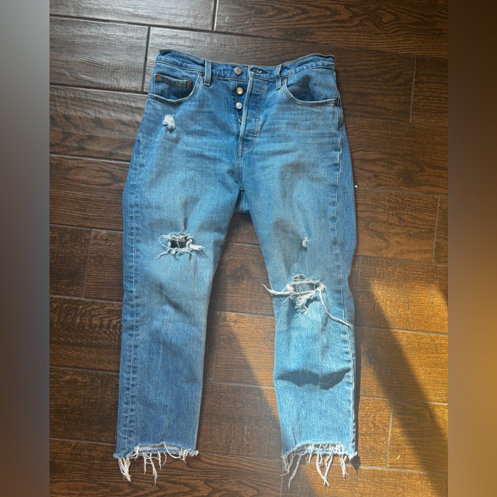 Levi’s 501 Original High Rise Distressed Cropped Jeans Women’s Size 28x26